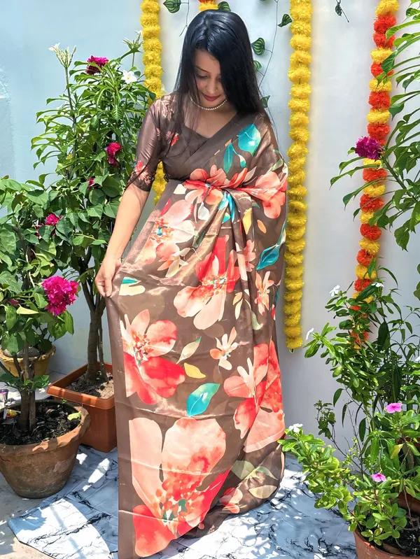 Silk_Blend_Printed_Saree_With_Unstitched_Blouse_Piece