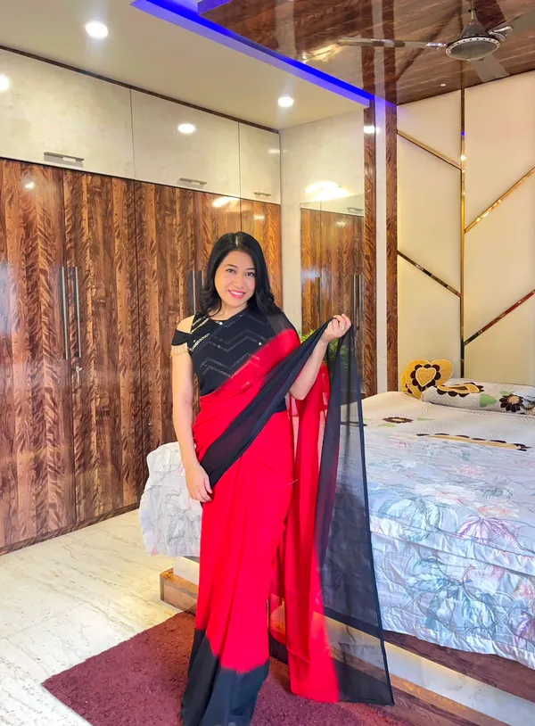 Stylish_Plain_Padding_Georgette_Saree_With_Unstitched_Blouse_Piece