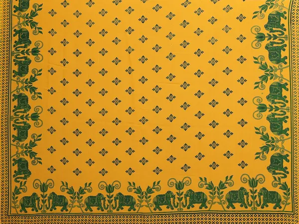 Elegant_Printed_Georgette_Saree_With_Unstitched_Blouse