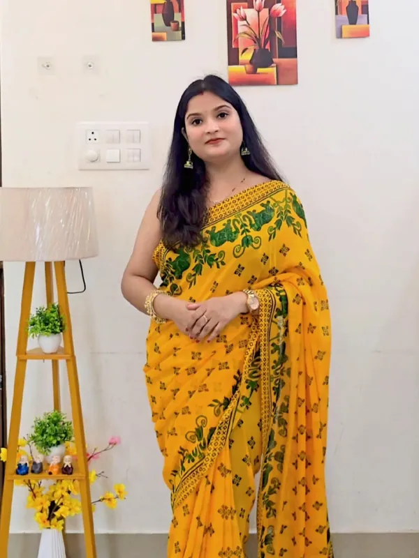 Elegant_Printed_Georgette_Saree_With_Unstitched_Blouse