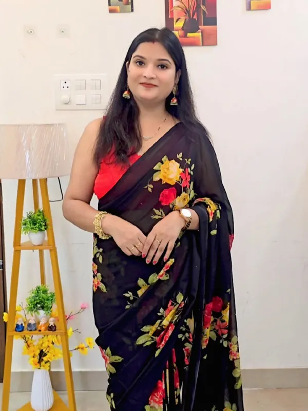 Elegant_Printed_Georgette_Saree_With_Unstitched_Blouse
