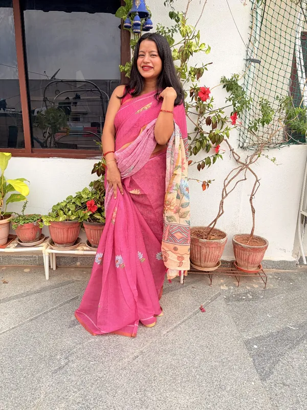 Women's_Printed_Cotton_Linen_Saree_With_Unstitched_Blouse_Piece