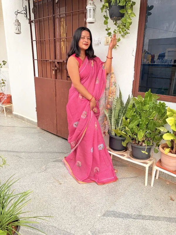 Women's_Printed_Cotton_Linen_Saree_With_Unstitched_Blouse_Piece