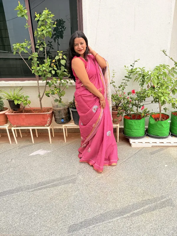 Women's_Printed_Cotton_Linen_Saree_With_Unstitched_Blouse_Piece