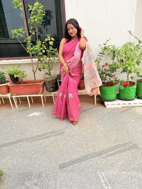 Women's_Printed_Cotton_Linen_Saree_With_Unstitched_Blouse_Piece