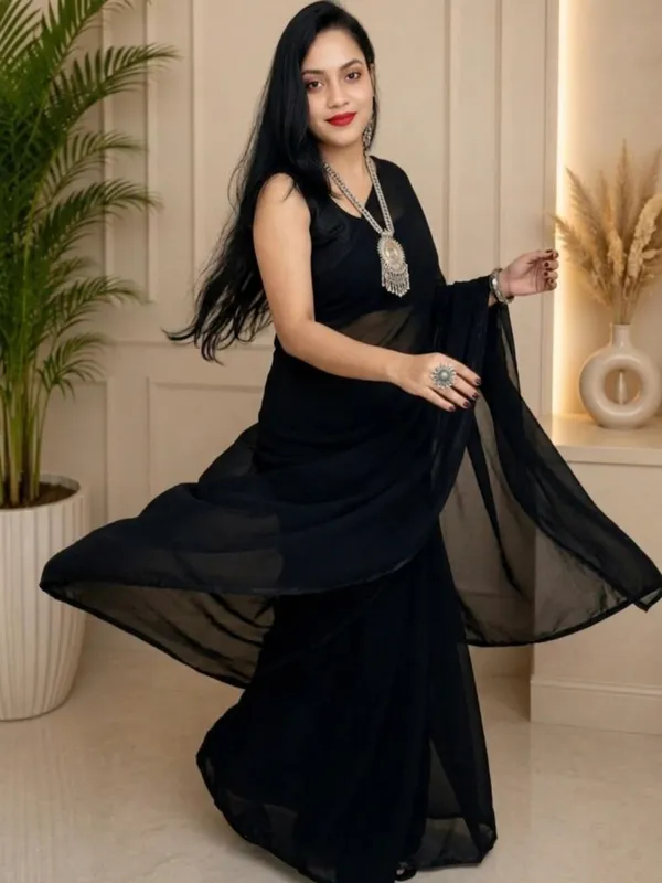 Women's_Plain_Georgette_Saree_With_Unstitched_Blouse_Piece
