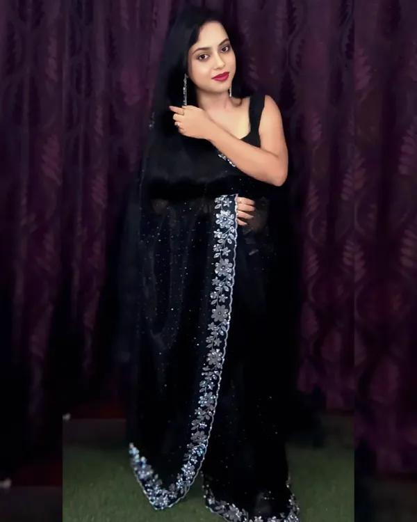 Women's_Beautiful_Soft_Net_Diamond_Lace_Border_Saree_With_Unstitched_Blouse