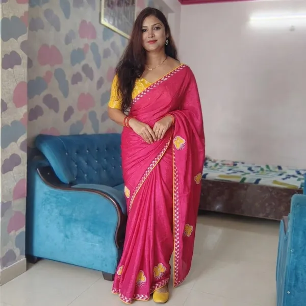 Women's_Designer_Chinon_Silk_Butterfly_Patch_Work_with_Diamond_Lace_Saree_&_Unstitched_Blouse_Piece