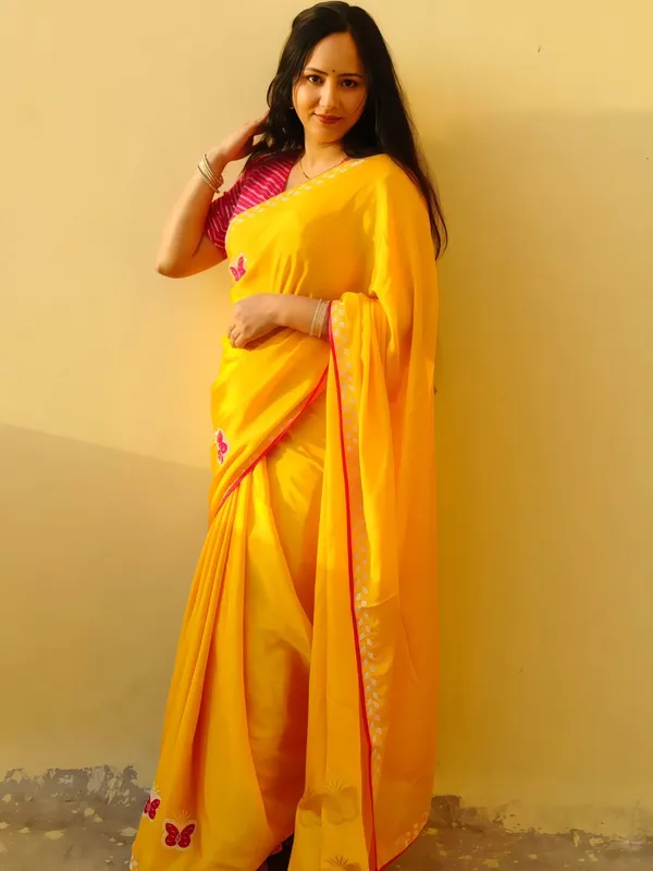 Women's_Designer_Chinon_Silk_Butterfly_Patch_Work_with_Diamond_Lace_Saree_&_Unstitched_Blouse_Piece