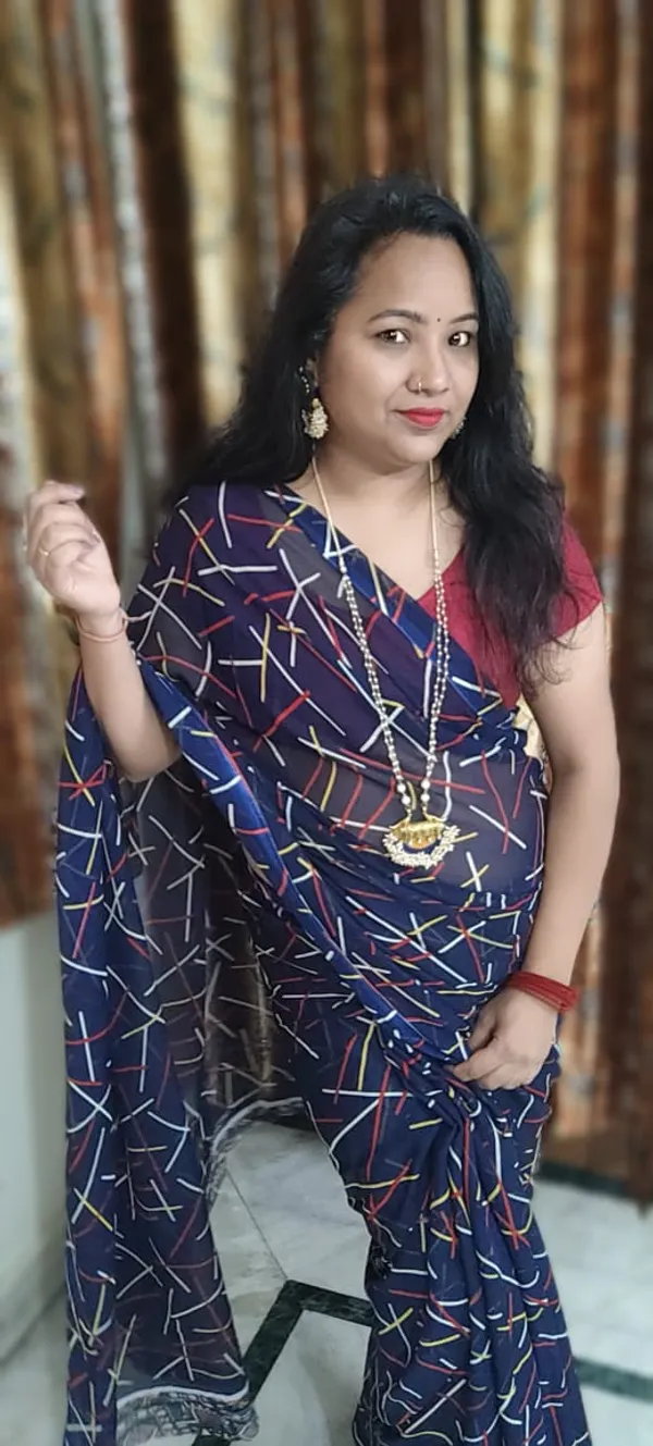 Elegant_Printed_Georgette_Saree_With_Unstitched_Blouse