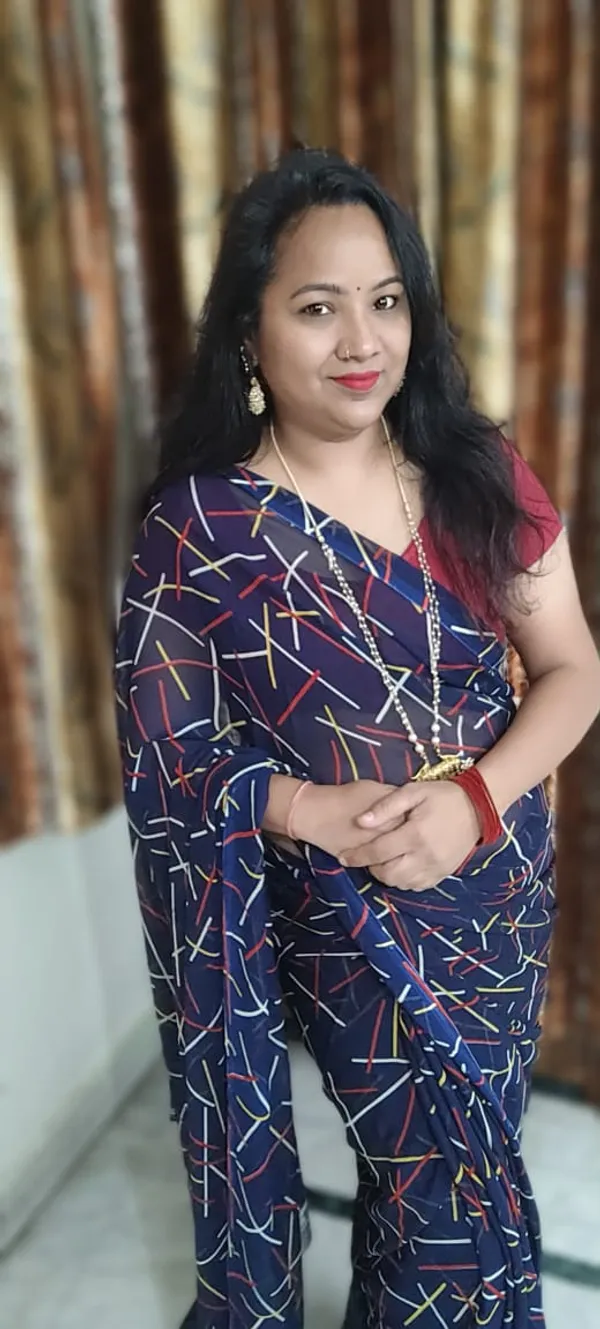 Elegant_Printed_Georgette_Saree_With_Unstitched_Blouse