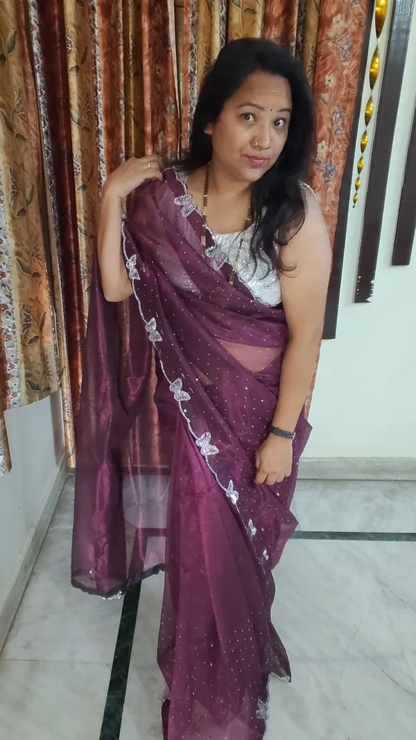 Elegant_Net_Diamond_Lace_Work_Saree_with_Unstitched_Blouse