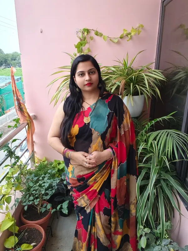 Elegant_Printed_Georgette_Saree_With_Unstitched_Blouse