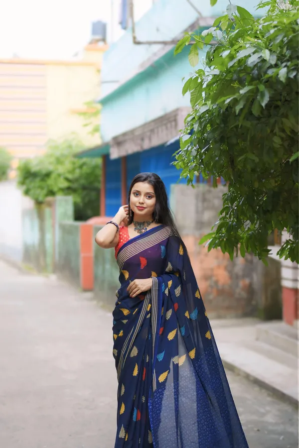 Women's_Printed_Georgette_Saree_With_Unstitched_Blouse_Piece