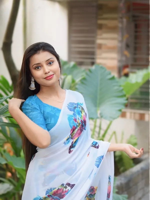 Women's_Printed_Georgette_Saree_With_Unstitched_Blouse_Piece