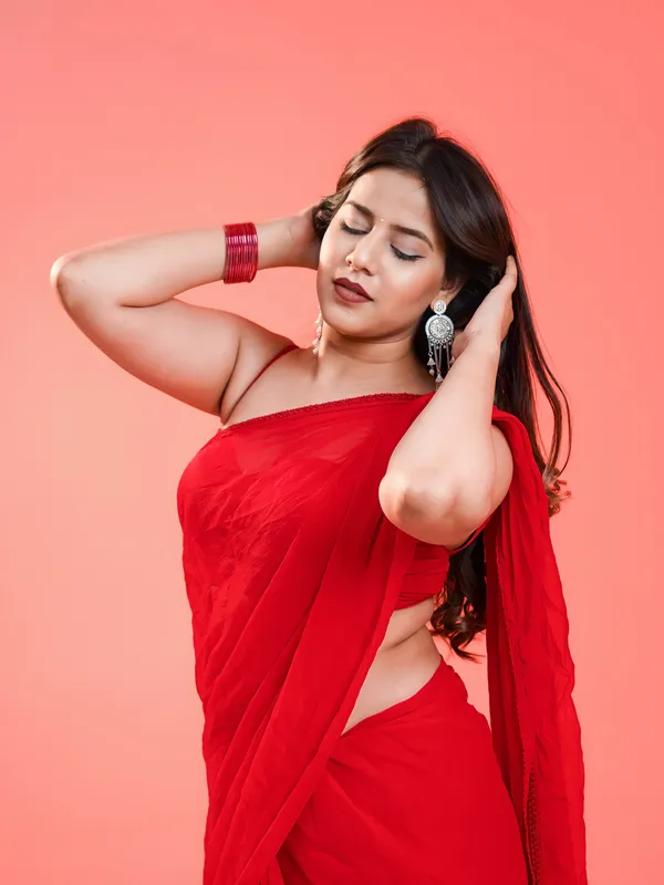 Plain_Dyed_Daily_Wear_Georgette_Saree_With_Unstitched_Blouse_Piece