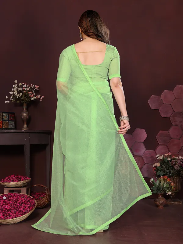 Net_Fabric_Lace_Border_Saree_With_Unstitched_Blouse_Piece_(Pastel_green)