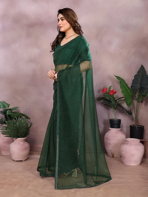 Net_Fabric_Lace_Border_Saree_With_Unstitched_Blouse_Piece_(Dark_Green)