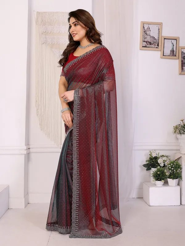 Shining_Net_Fabric_Diamond_Lace_Border_Saree_With_Unstitched_Blouse_Piece_(Red)