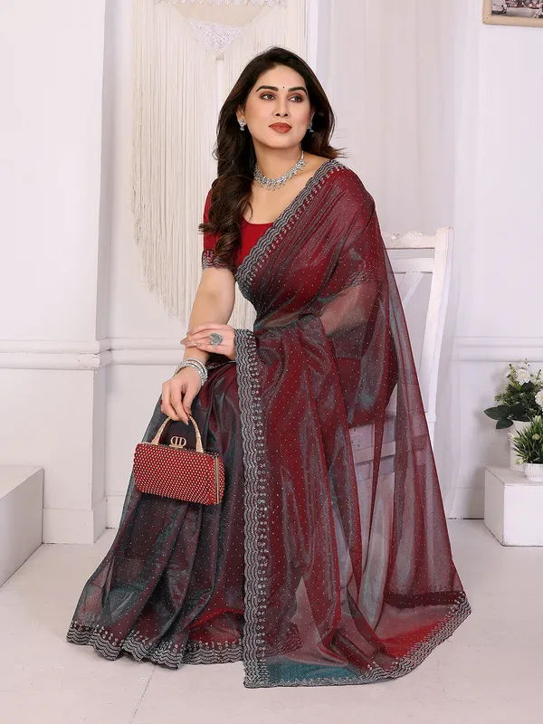 Shining_Net_Fabric_Diamond_Lace_Border_Saree_With_Unstitched_Blouse_Piece_(Red)