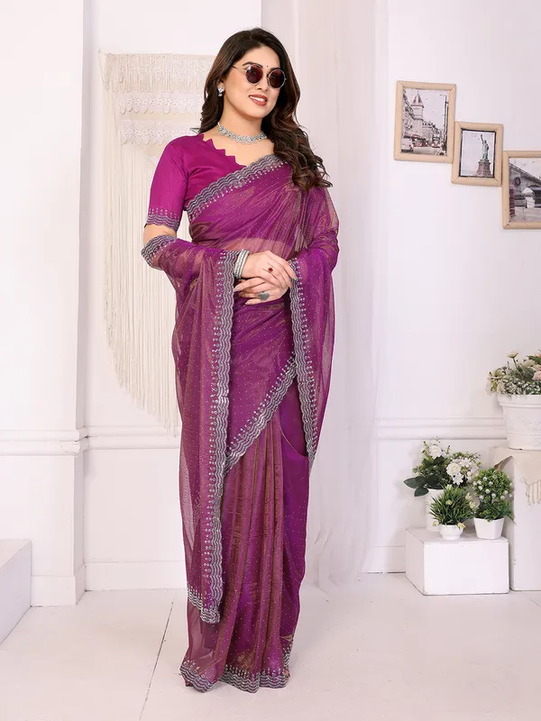 Shining_Net_Fabric_Diamond_Lace_Border_Saree_With_Unstitched_Blouse_Piece_(Pink)