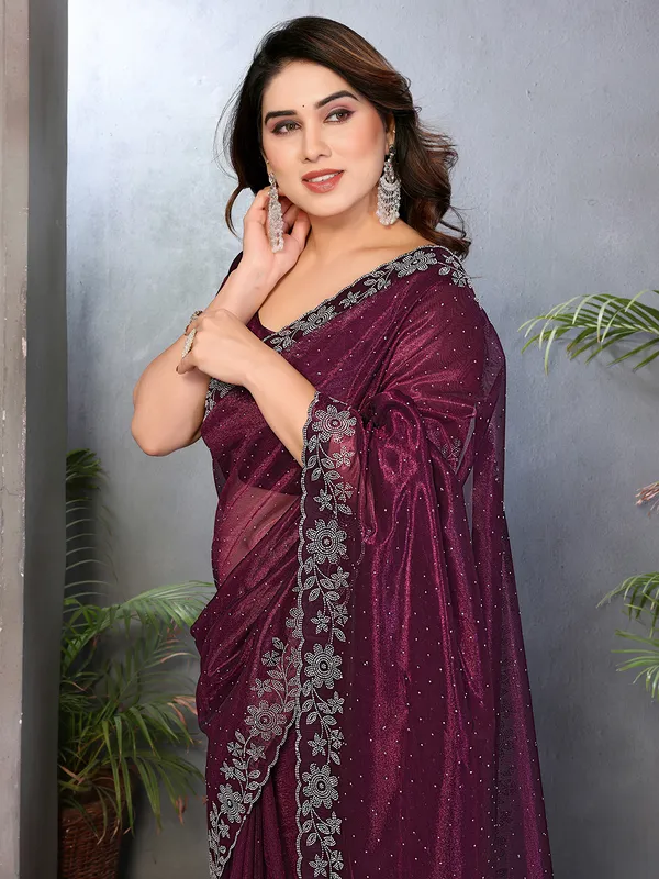 Net_Diamond_Lace_Work_Saree_With_Unstitched_Blouse_Piece_(Wine)
