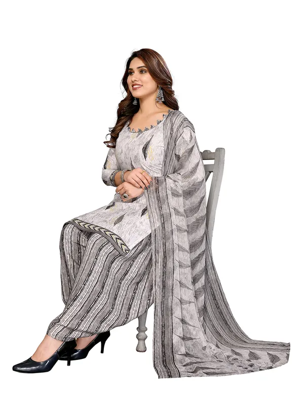 Unstitched_Crepe_Salwar_Suit_Material_Floral_Print,_Paisley