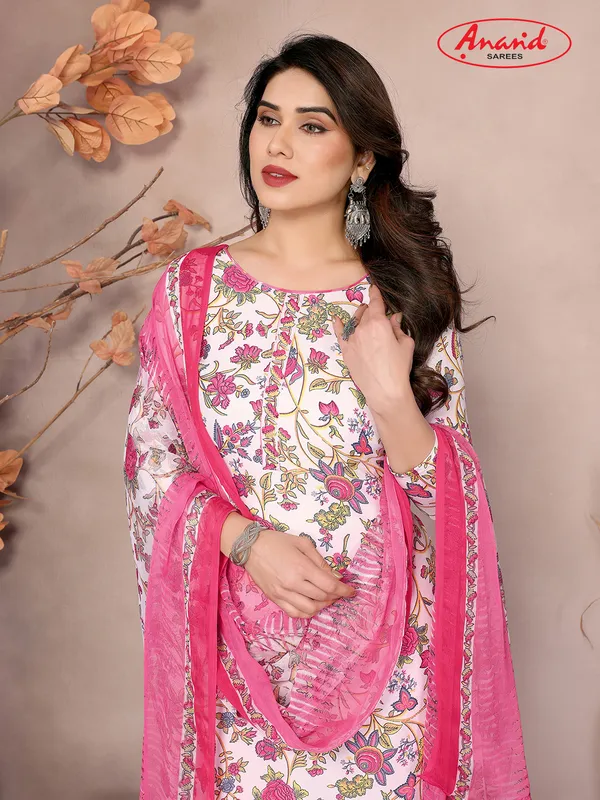 Unstitched_Crepe_Salwar_Suit_Material_Floral_Print,_Paisley