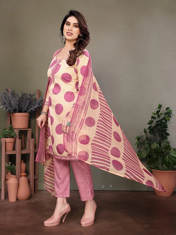 Crepe_Floral_Print,_Striped_Salwar_Suit_Material
