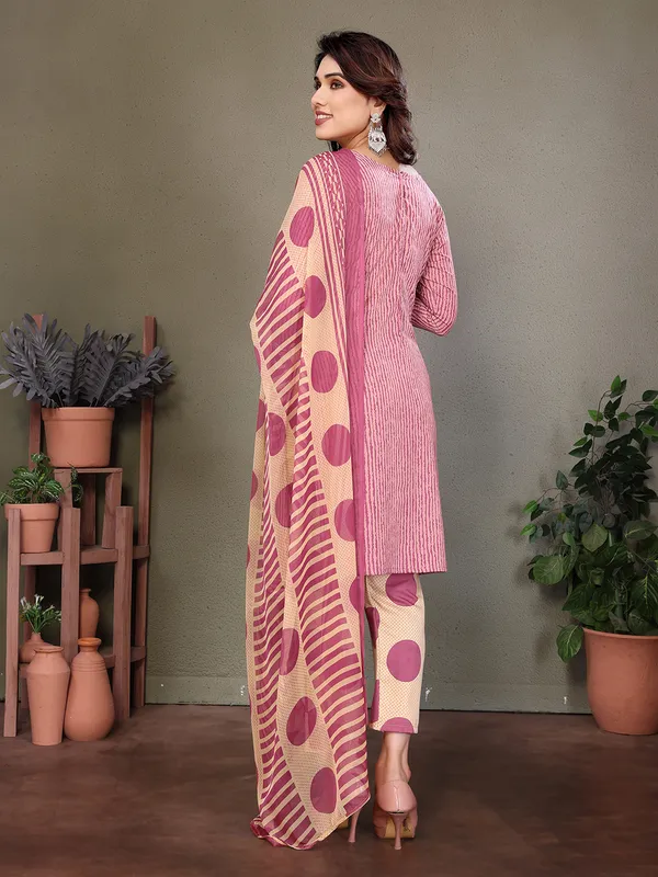 Crepe_Floral_Print,_Striped_Salwar_Suit_Material