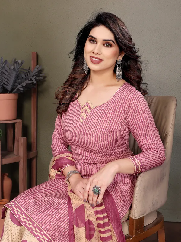 Crepe_Floral_Print,_Striped_Salwar_Suit_Material
