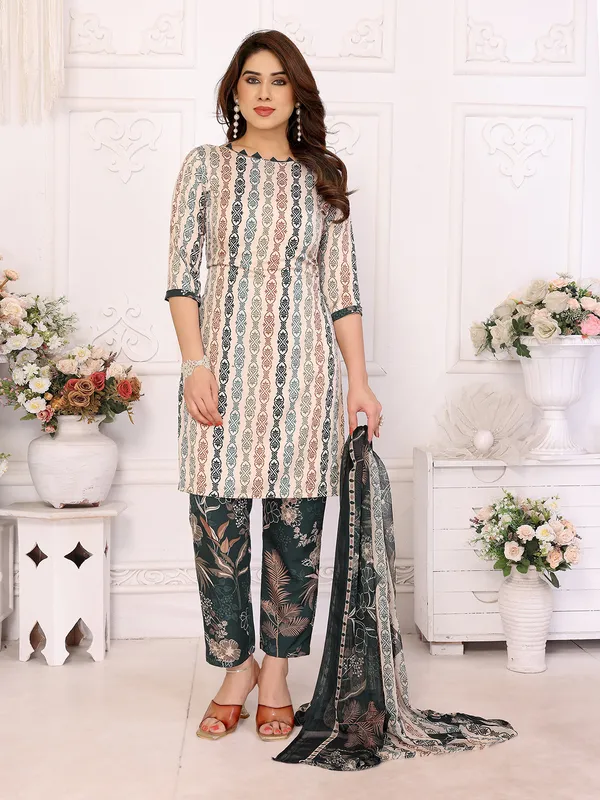 ANAND_Crepe_Floral_Print,_Paisley_Salwar_Suit_Material