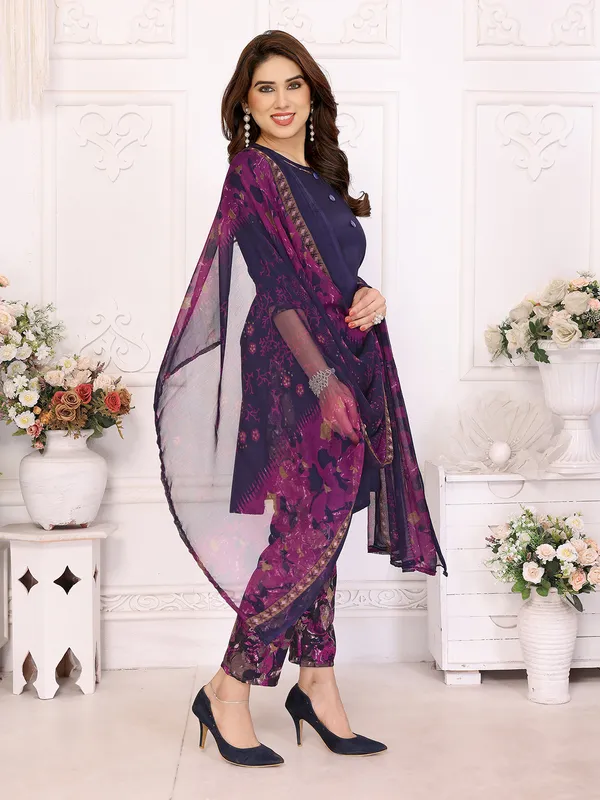 ANAND_Crepe_Floral_Print,_Paisley_Salwar_Suit_Material