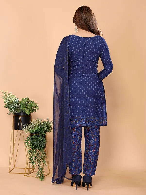 ANAND_Crepe_Floral_Print,_Paisley_Salwar_Suit_Material