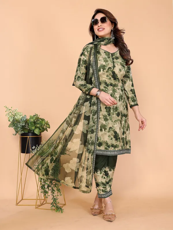 Unstitched_Crepe_Salwar_Suit_Material_Floral_Print,_Paisley