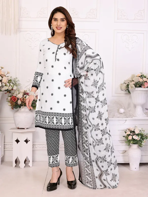 Crepe_Floral_Print,_Striped_Salwar_Suit_Material