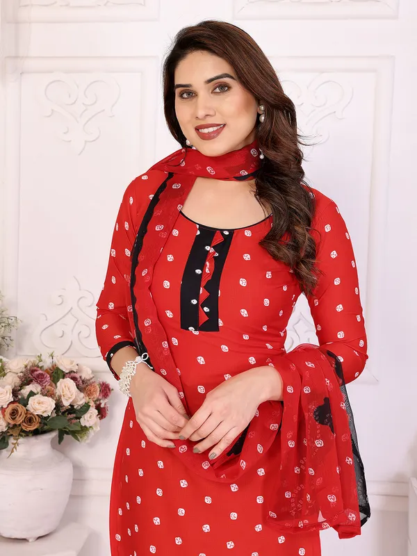 Crepe_Floral_Print,_Striped_Salwar_Suit_Material