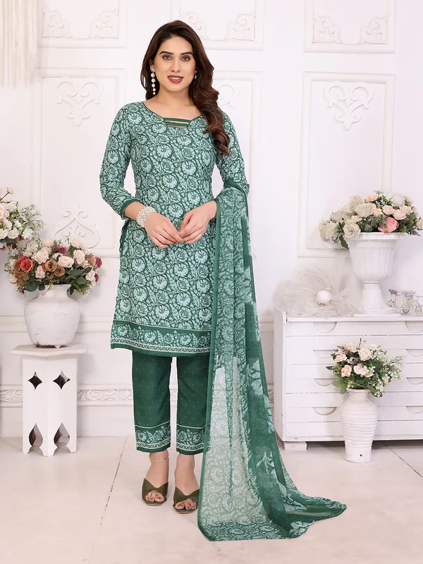 Crepe_Floral_Print,_Striped_Salwar_Suit_Material