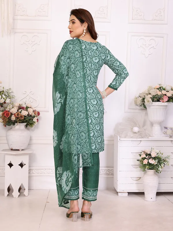 Crepe_Floral_Print,_Striped_Salwar_Suit_Material
