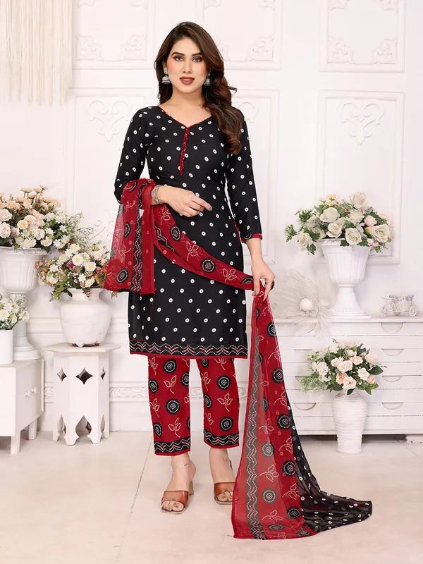 ANAND_Crepe_Floral_Print,_Paisley_Salwar_Suit_Material