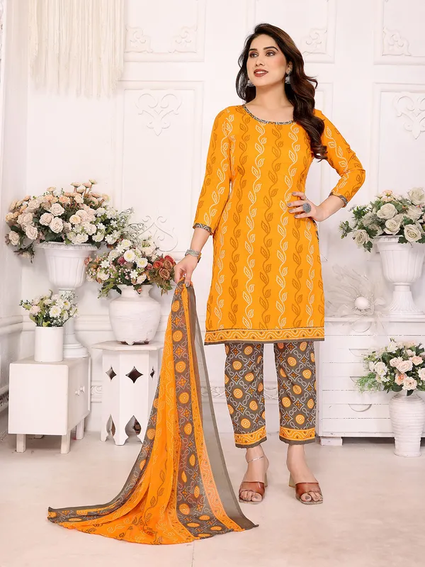 ANAND_Crepe_Floral_Print,_Paisley_Salwar_Suit_Material
