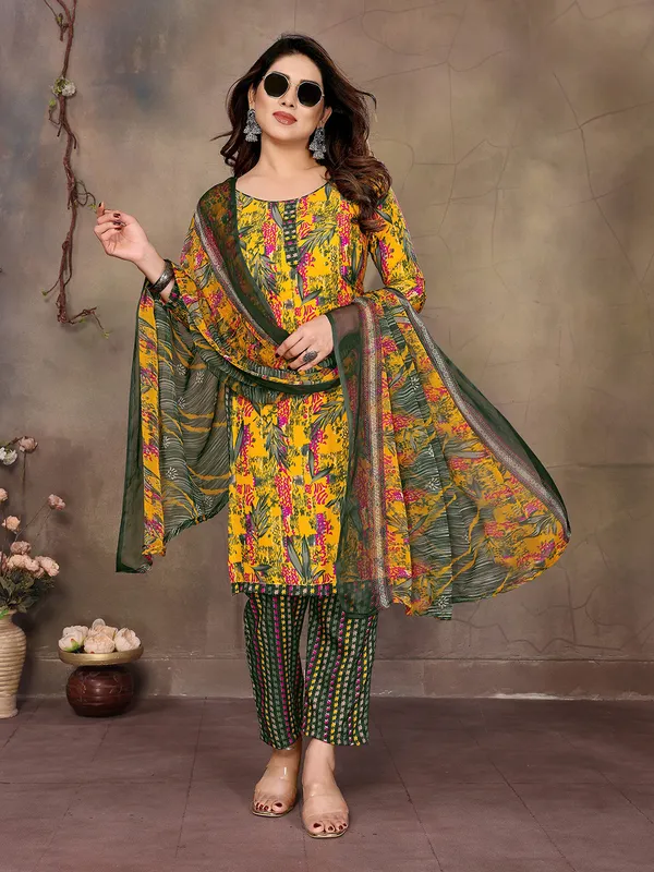 ANAND_Crepe_Floral_Print,_Paisley_Salwar_Suit_Material