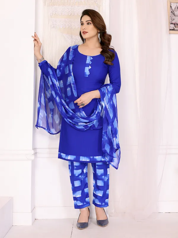 Crepe_Floral_Print,_Striped_Salwar_Suit_Material