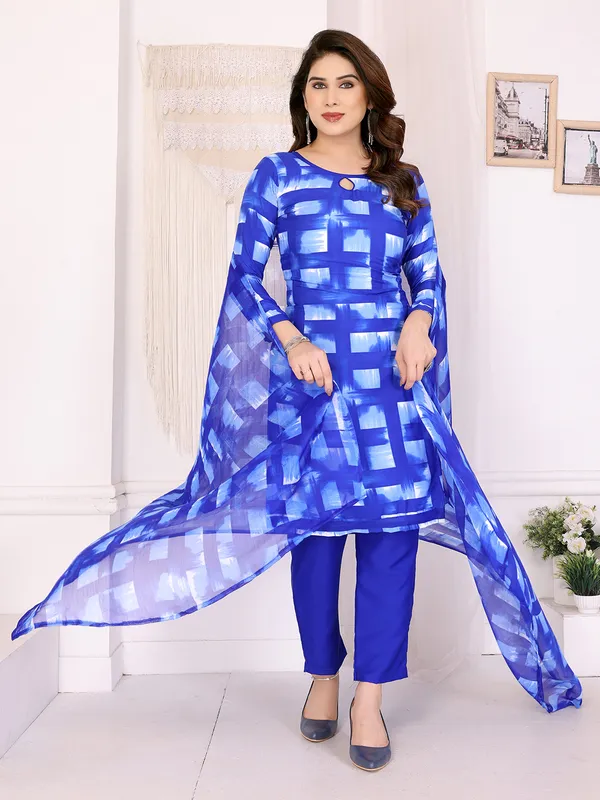 Crepe_Floral_Print,_Striped_Salwar_Suit_Material