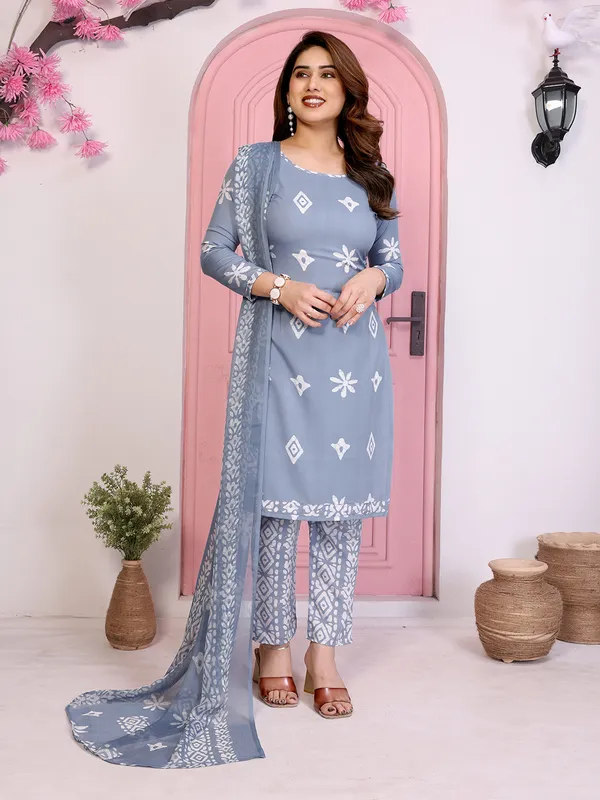 Unstitched_Printed_Crepe_Salwar_Suit_Material