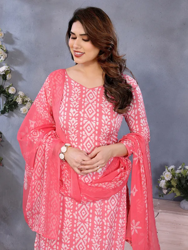 Unstitched_Printed_Crepe_Salwar_Suit_Material