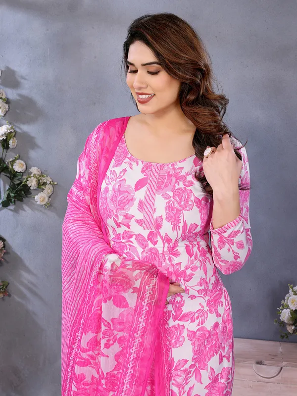Unstitched_Printed_Crepe_Salwar_Suit_Material
