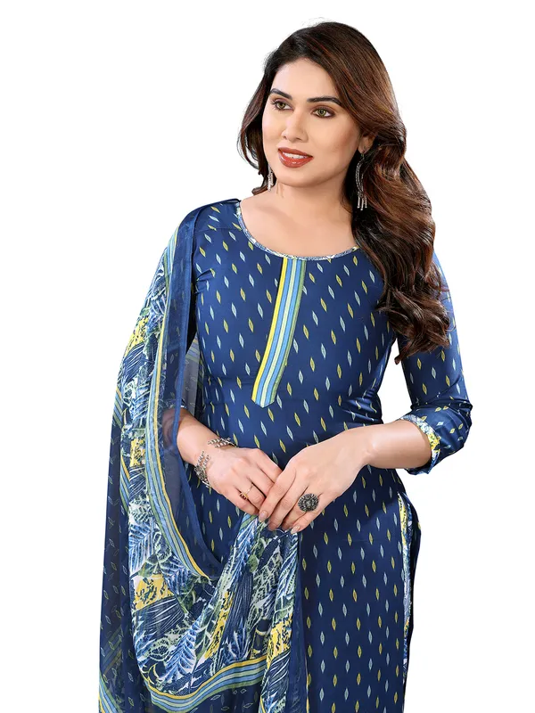 Unstitched_Printed_Crepe_Salwar_Suit_Material