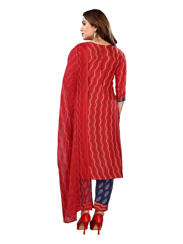 Unstitched_Printed_Crepe_Salwar_Suit_Material