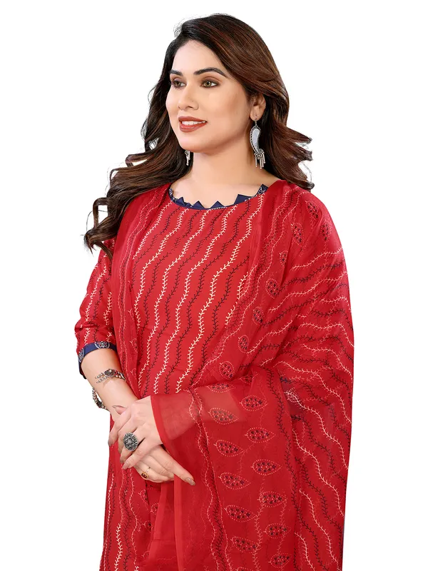 Unstitched_Printed_Crepe_Salwar_Suit_Material